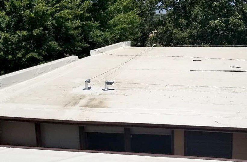 Rooftop MultiSpan Lifeline System