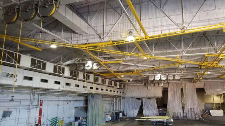 Fall Protection for Aircraft Hangars - Flexible Lifeline Systems