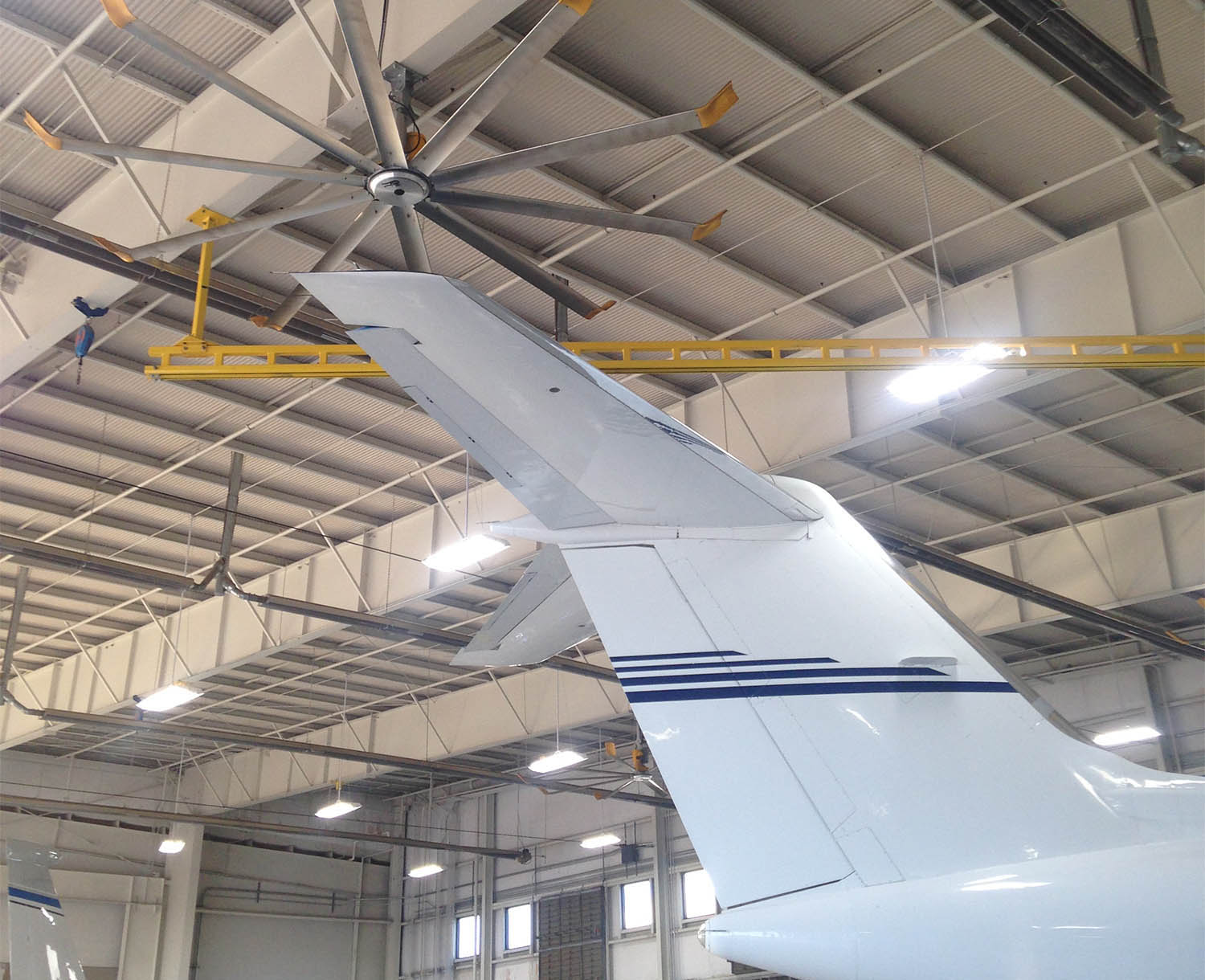 Fall Protection for Aircraft Hangars - Flexible Lifeline Systems