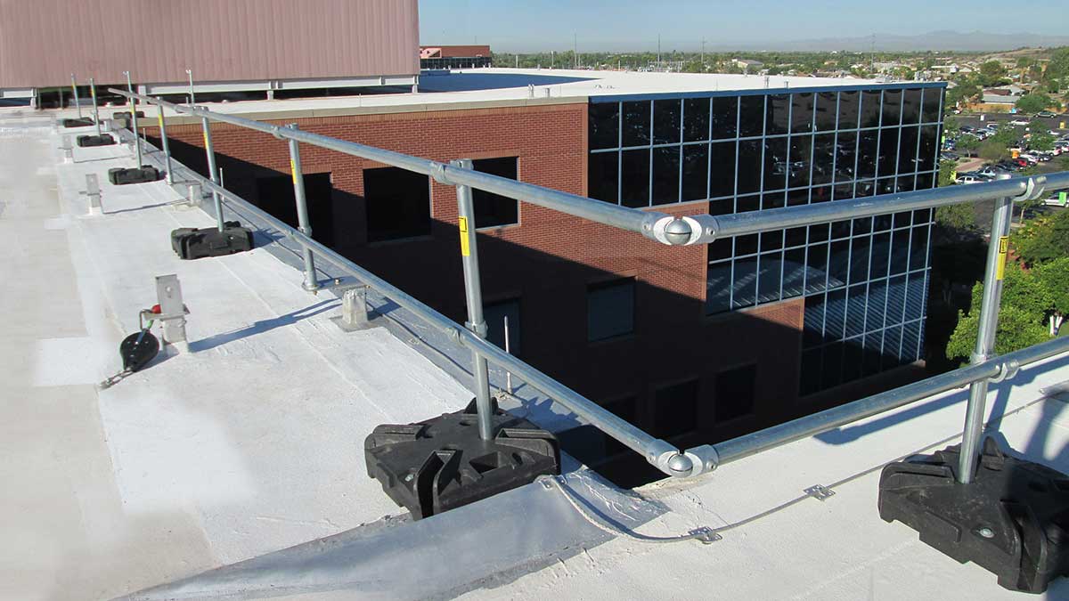 Mobile Rooftop Fall Safety Guardrail - Flexible Lifeline Systems